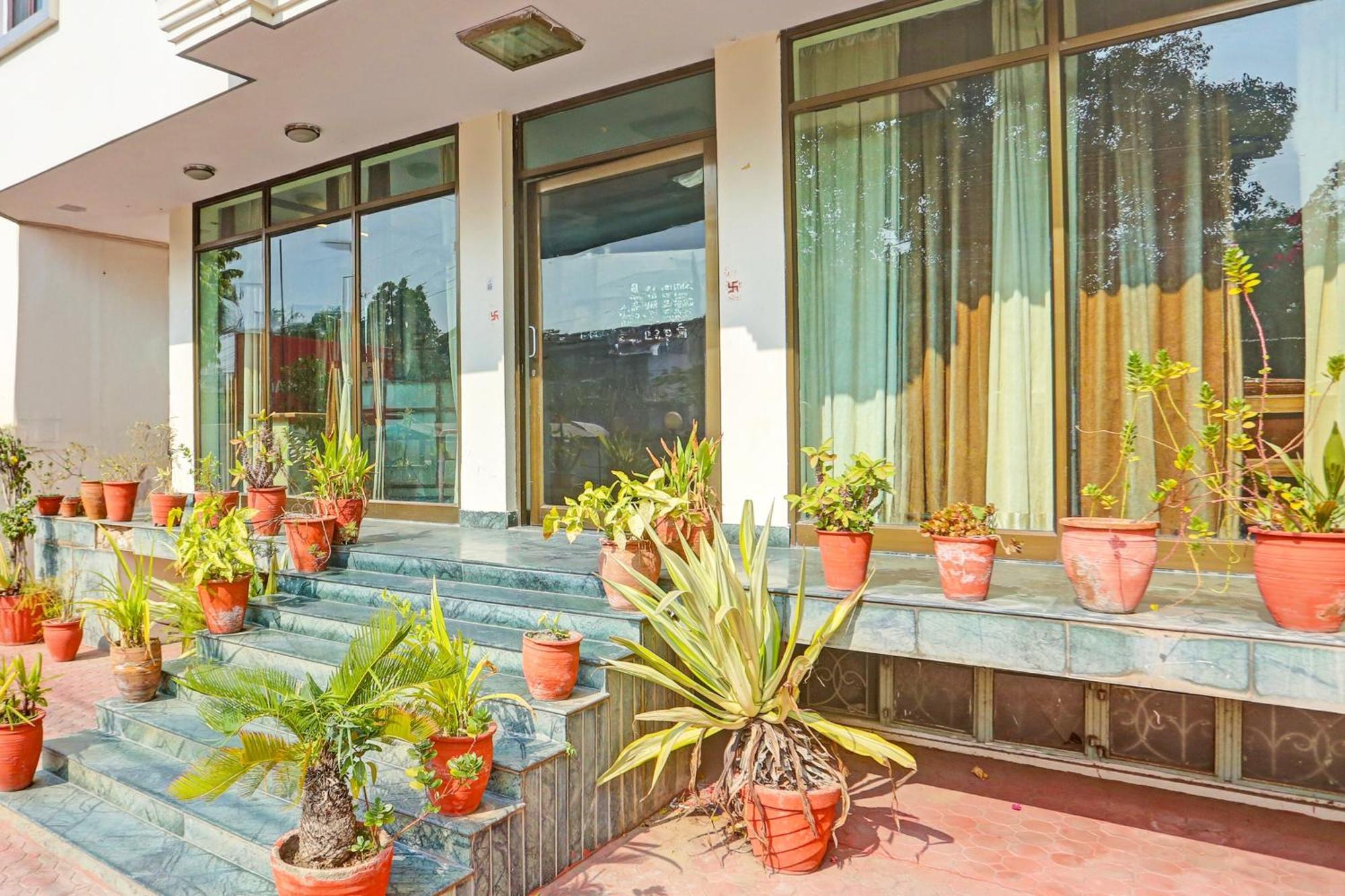 Super Collection O Bani Park Near Collectorate Circle Formerly Anuja Palace ชัยปุระ ภายนอก รูปภาพ